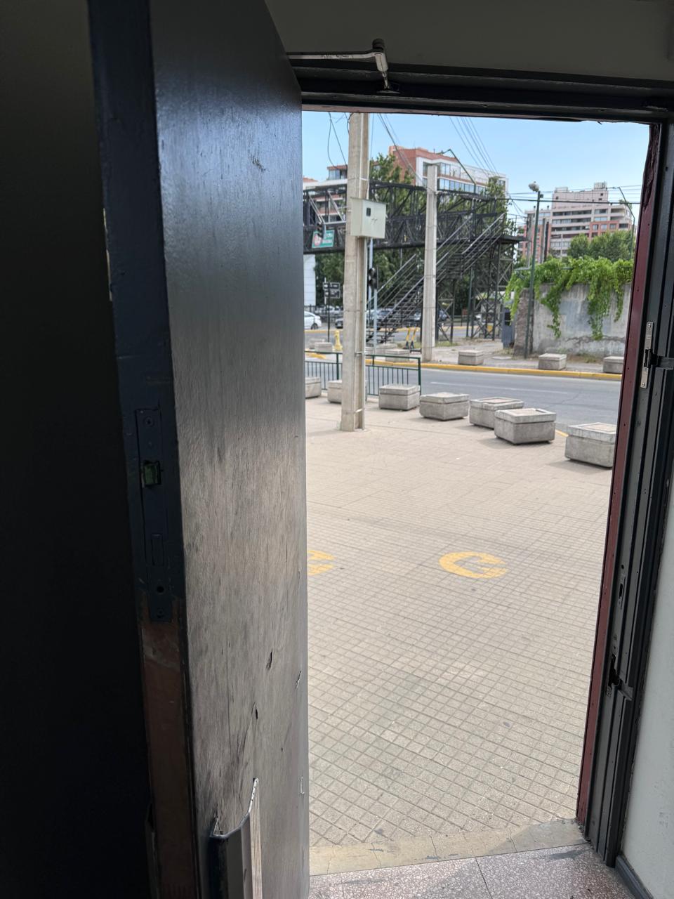 CONSTRUCCIÓN DE PUERTAS BLINDADAS