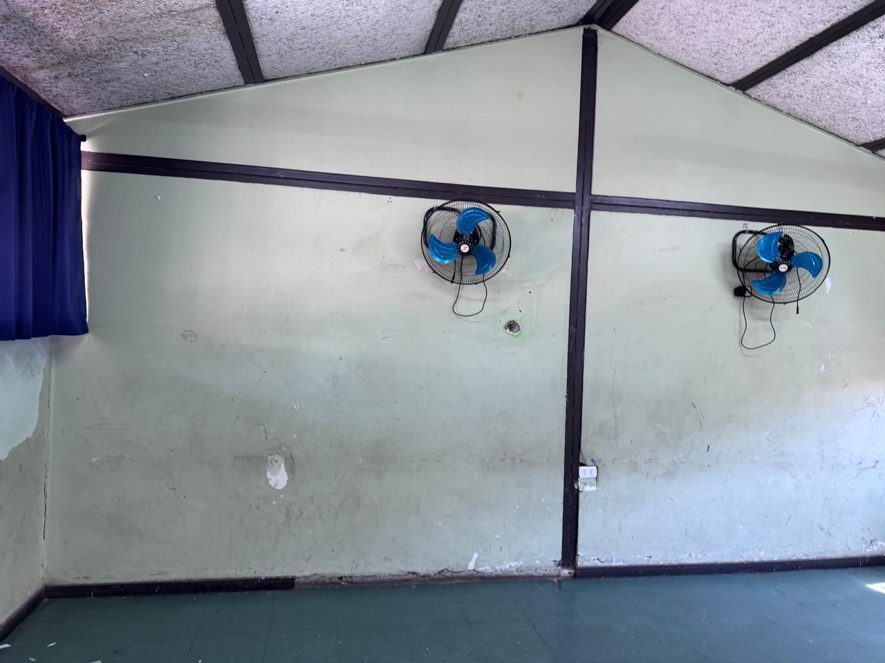 ¡RENOVACIÓN TOTAL! PINTURA PARA COLEGIO ROSARIO CONCHA