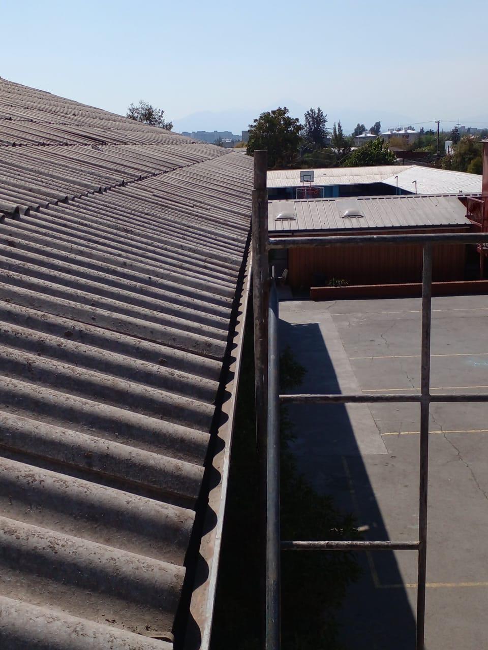 LIMPIEZA DE CANALETAS COLEGIO ROSARIO CONCHA