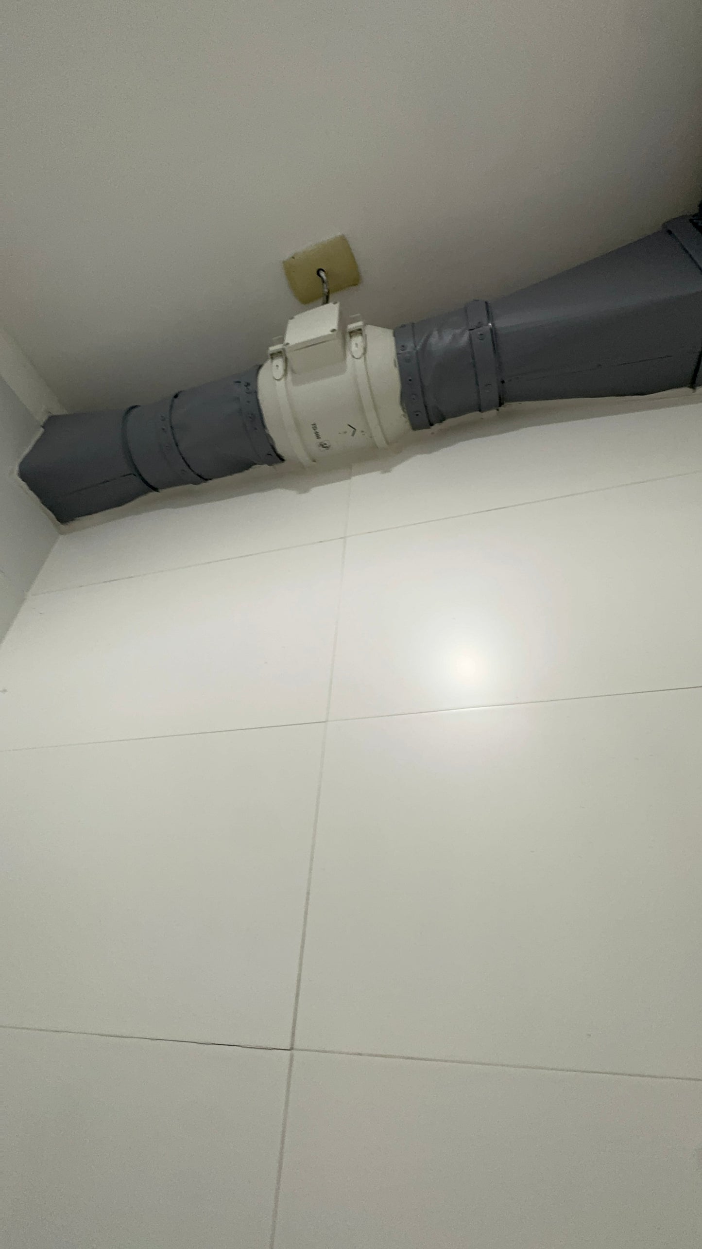 Construcción y Remodelación de baños y sala de profesores - Colegio Academia de Humanidades