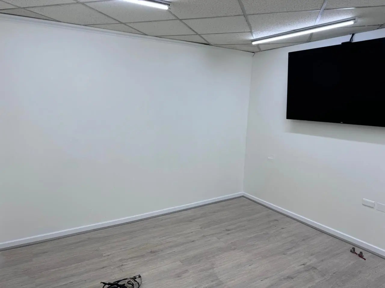 REMODELACIÓN SALA DE REUNIONES Arquitepro Construcción