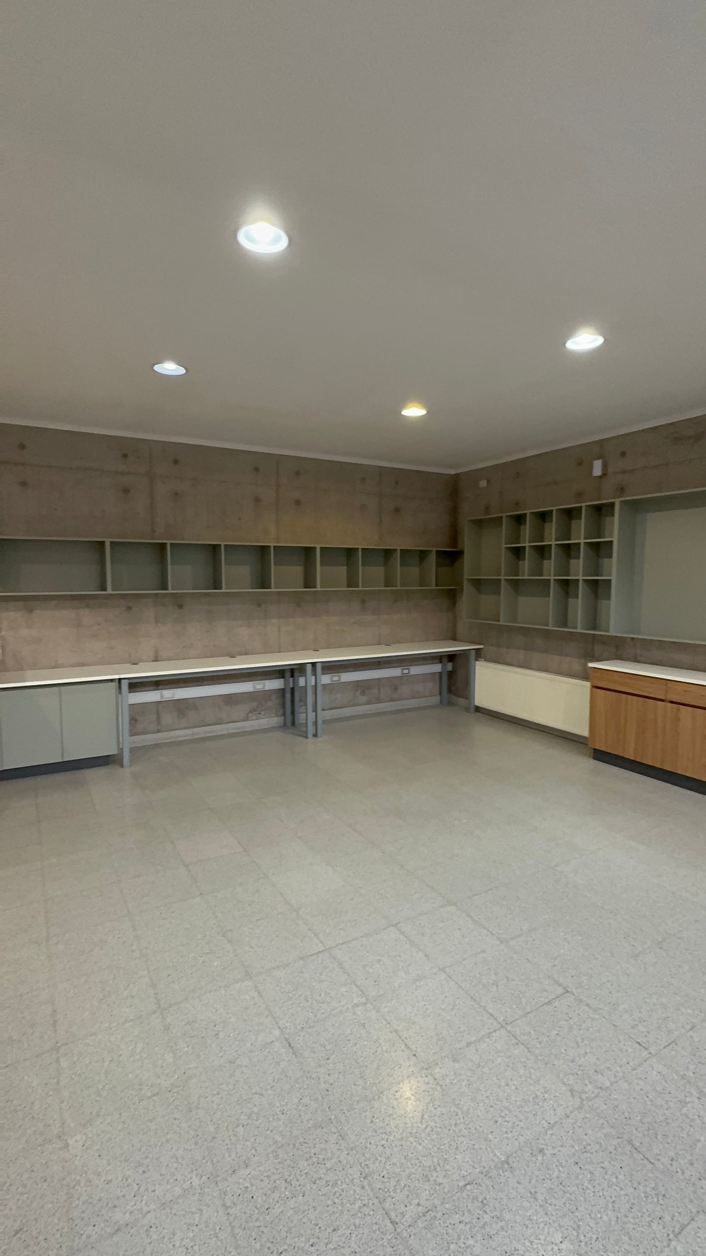 Construcción y Remodelación de baños y sala de profesores - Colegio Academia de Humanidades