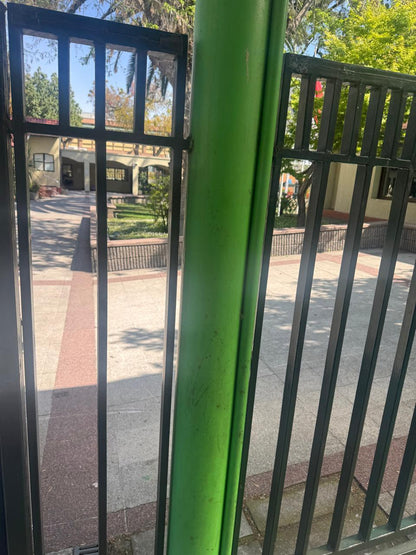 Entornos Seguros: Protecciones contra impactos en Colegio Calasanz