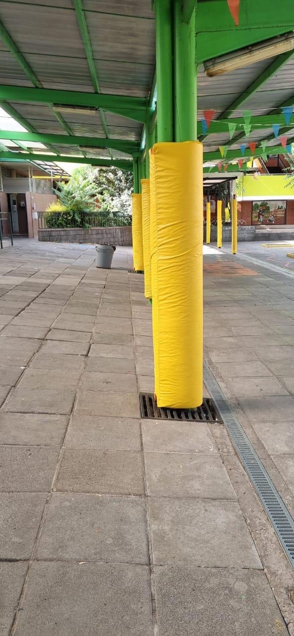 Entornos Seguros: Protecciones contra impactos en Colegio Calasanz