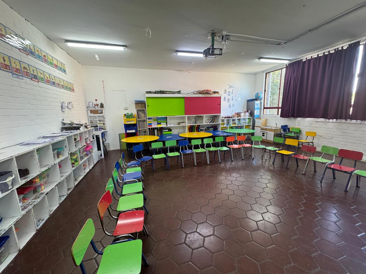 Revitalización integral de salas en Colegio Piamarta
