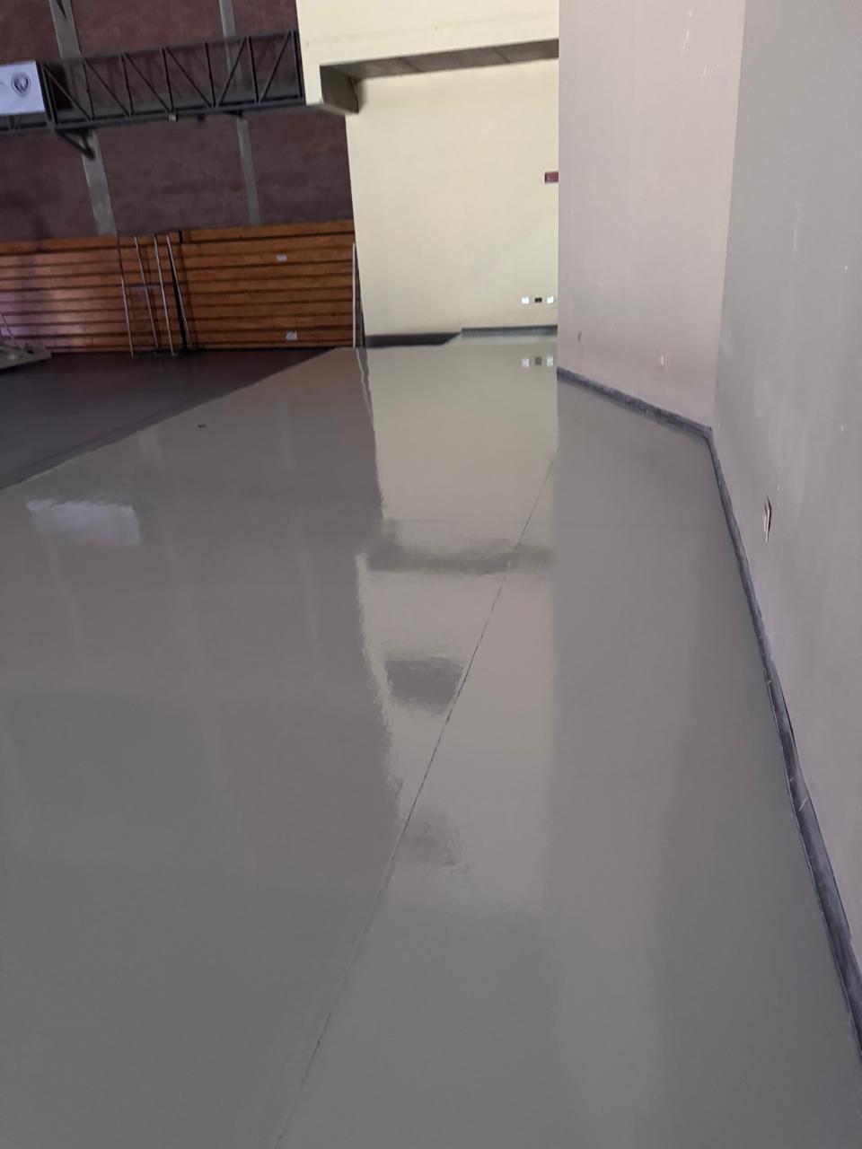 REMODELACIÓN DE PISO ESCENARIO