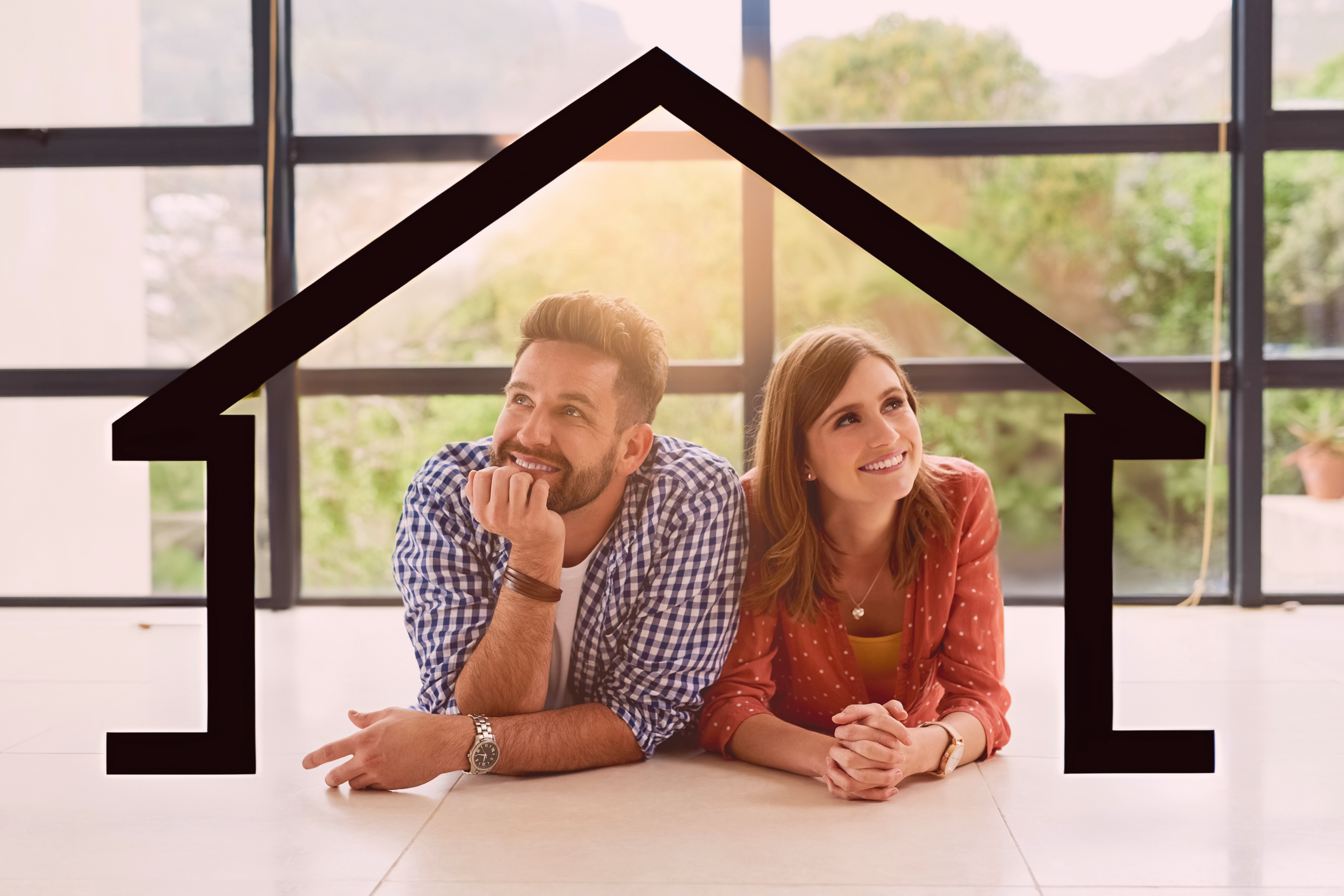 pareja_imaginando_algo_relacionado_a_una_edificacion-arquitepro_construccion-chile-colegios-oficinas-empresas-restauracion_y_reparacion_estructural